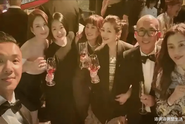 比起汪小菲，她挺着孕肚下意识反应更让人心疼，48小时没一句抱怨