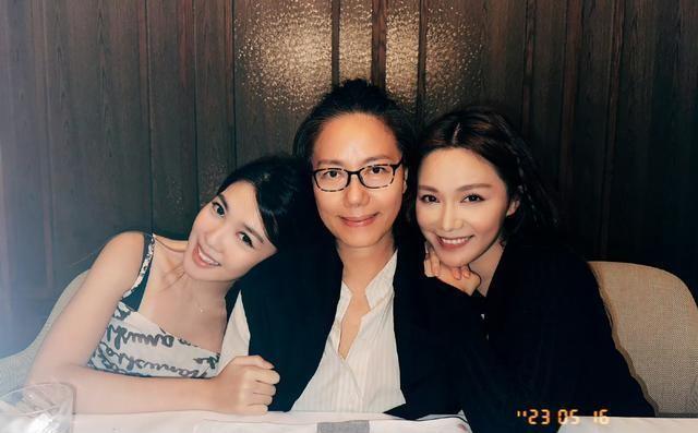 TVB花旦汤洛雯表弟成功考上机师，曾入行做模特，继承家族高颜值