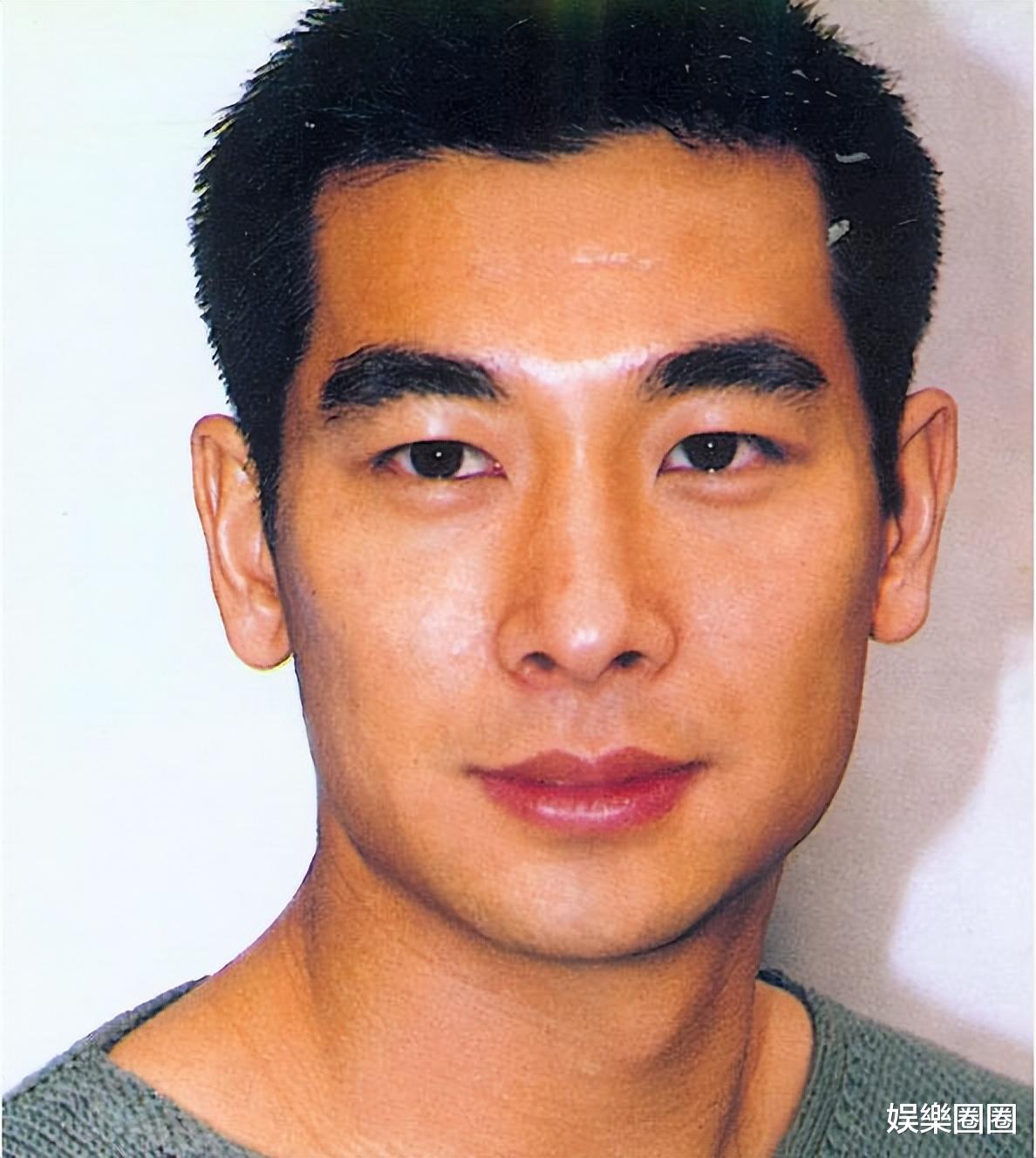 “消失”已久的武打巨星赵文卓，也走上了另一条路