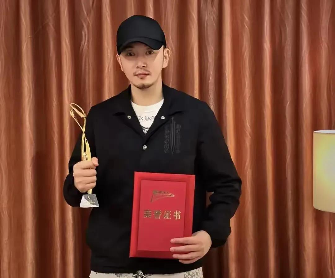 大红靠命!《甄嬛传》重聚,被孙俪冷落的李东学原本可以更红