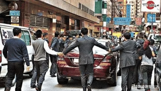 布局15年，分走刘銮雄七百亿，甘比狐狸尾巴露出来：手段实在高明