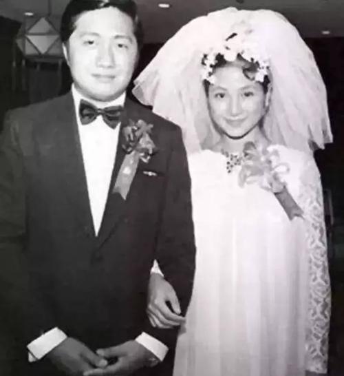 78岁演员郑佩佩,生前沦为生育机器,去世后遗愿曝光让人泪目