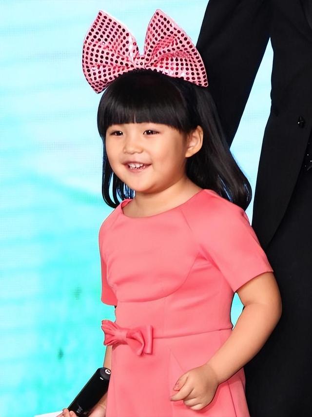 王诗龄|《爸爸去哪儿》播出10年后，5位萌娃近况如何，王诗龄变化太大了