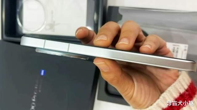 奥利奥镜头带光学变焦,这款国产旗舰手机,6.31英寸小屏就是好用