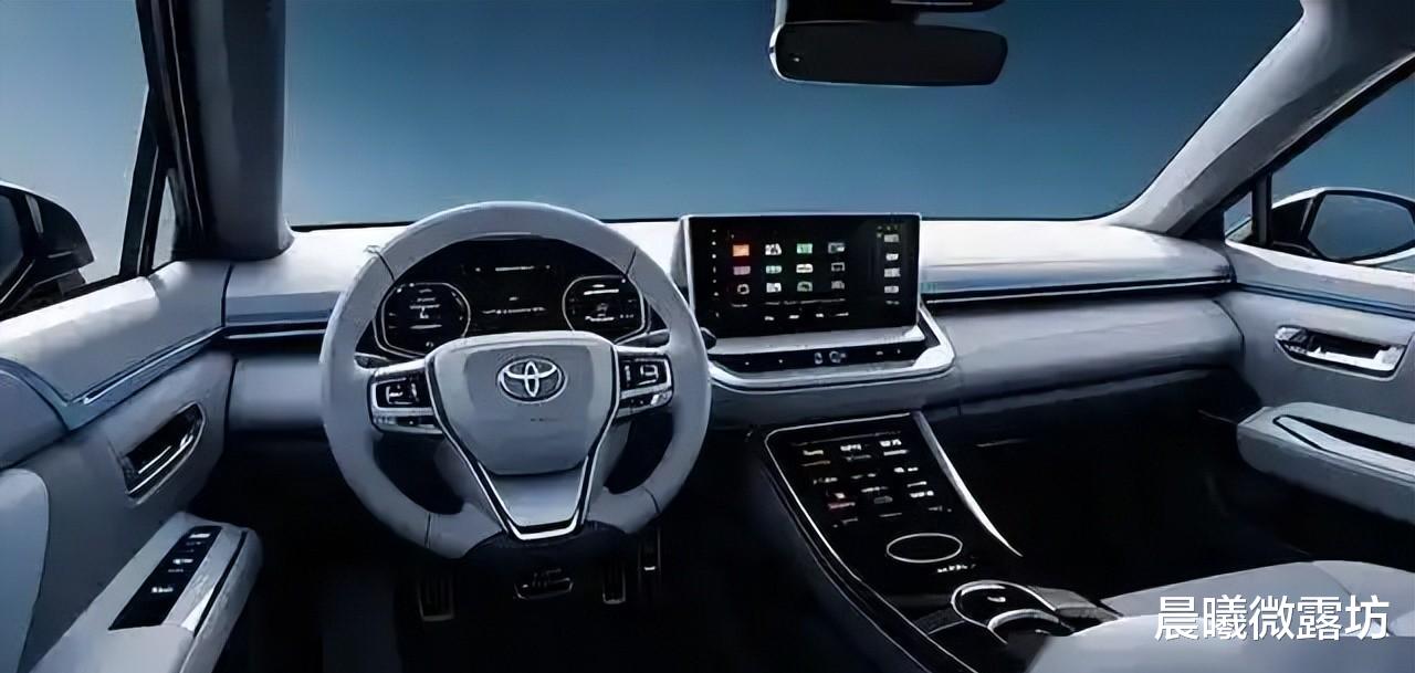 RAV4放大招，尺寸直逼汉兰达，你心动了吗？