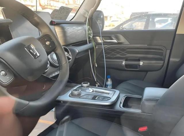 从满怀期待到遗憾收场?新款坦克300申报图曝光