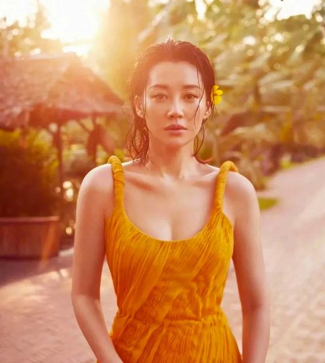 许晴:55岁不婚不育,终于坦白:如果他没有死,我早已是孩子妈