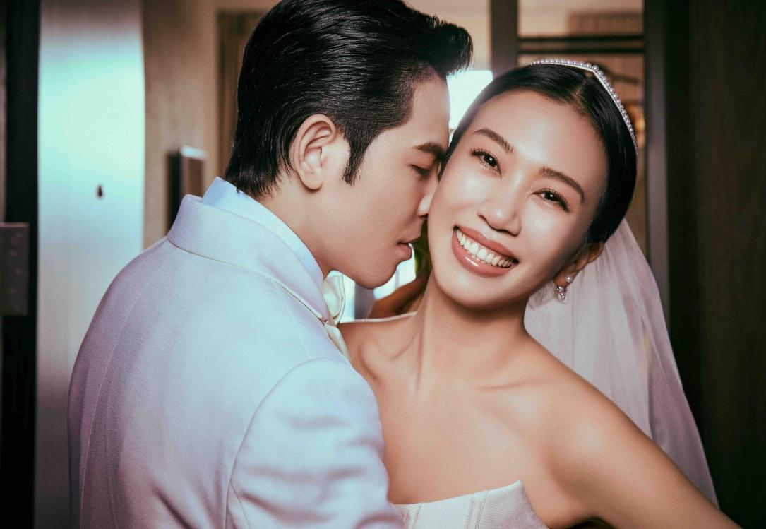 萧敬腾今日大婚！宴请600位亲友，礼金全部捐出，婚礼内场图曝光