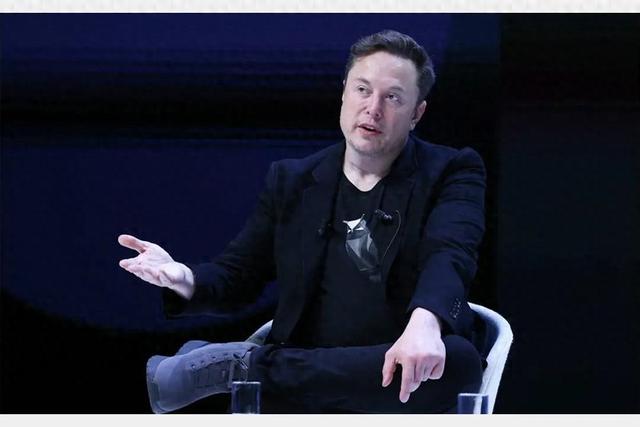 马斯克裁员万人后再招800人