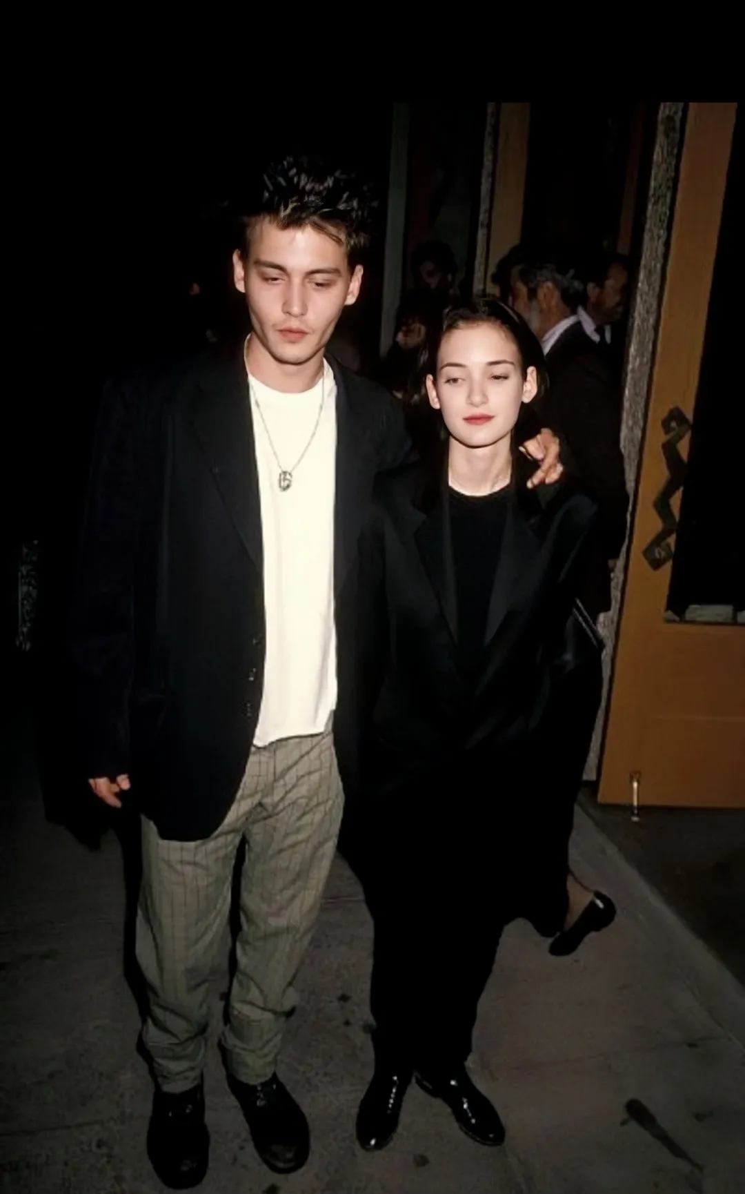 娱乐圈最疯狂的爱情:一代美男遇见绝色,刻在身体上,愿意为她而死