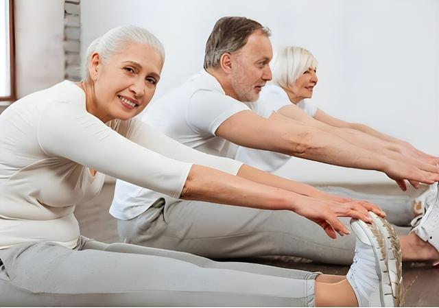 寿命与体重的关系被发现:50岁后,体重越接近“这个数”,越健康