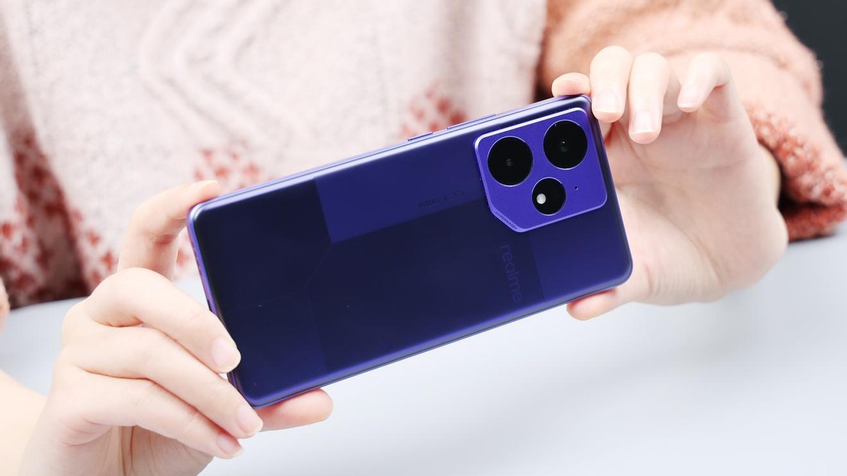 真我Neo7拆解：小钢炮之名从何而来？