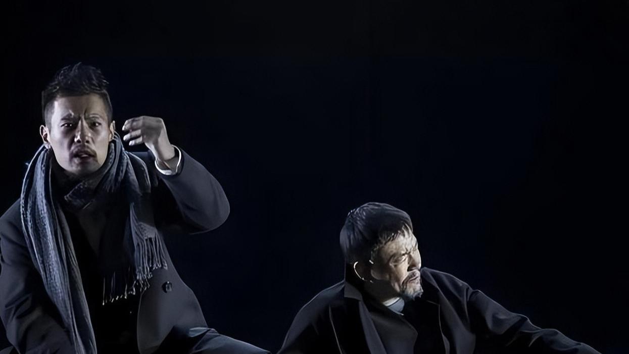 陈道明说的没错，不拍戏就消失的廖凡，早就走上了另外一条道路