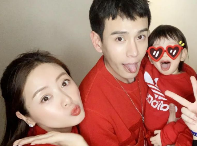 一部戏吃一辈子,二婚带娃嫁给穷小子,现如今老公红到让人嫉妒