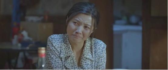 演员颜丙燕：10年8个影后无人知，宁愿饿死也不接广告不上综艺