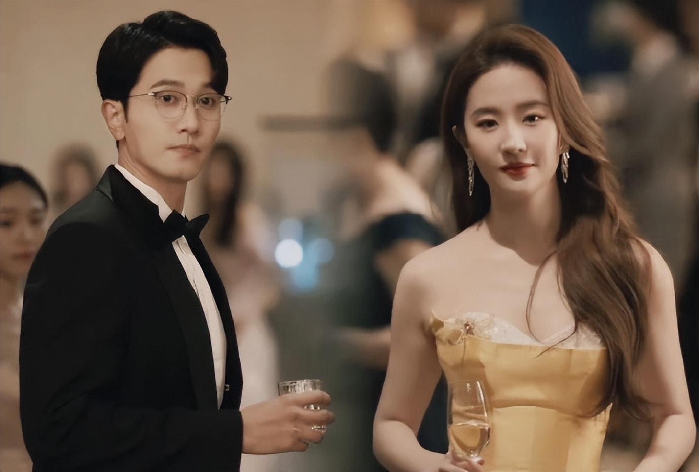 彭冠英因《玫瑰的故事》走红，戏里情深意切，戏外情路神秘。