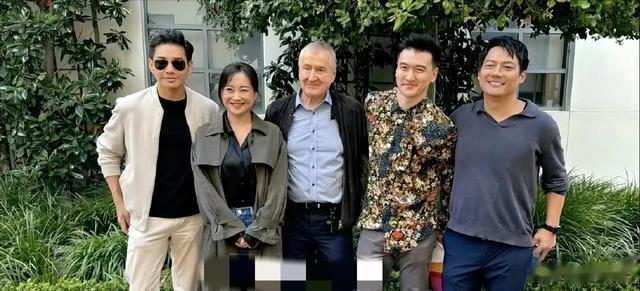 娱乐八卦最新爆料:吃瓜了\uD83C\uDF49\uD83C\uDF49\uD83C\uDF49\uD83C\uDF49\uD83C\uDF49