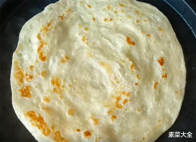 正宗手抓饼做法,和面不用水,一次做12张冻起来,早餐3分钟搞定