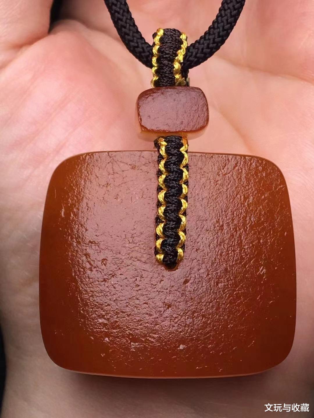 一千多年的玉石你说是假的，如果我拿出4千万年的你该怎么接？