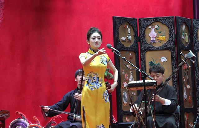 德云鼓曲社张婉怡关注度持续攀升 郭德纲眼光果然独到