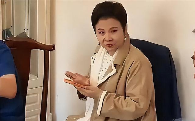 赖昌星不再隐瞒，被捕后揭露与董文华的关系，难怪老艺术家会退圈