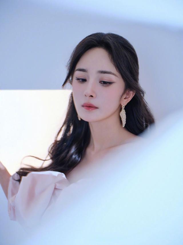 杨幂，等一下，我老公呢？