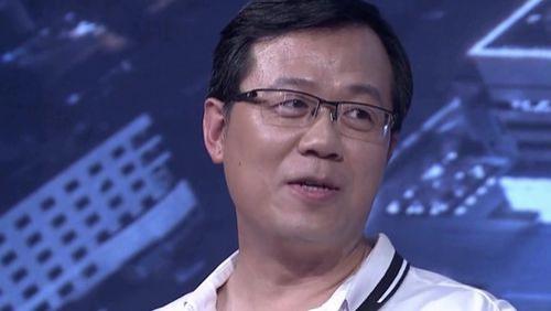 《卓伟爆料的惊天大瓜：娱乐圈的风云变幻》