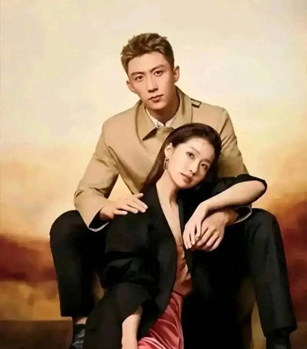 黄景瑜高调官宣恋情!佳偶天成,大家眼中的天生一对