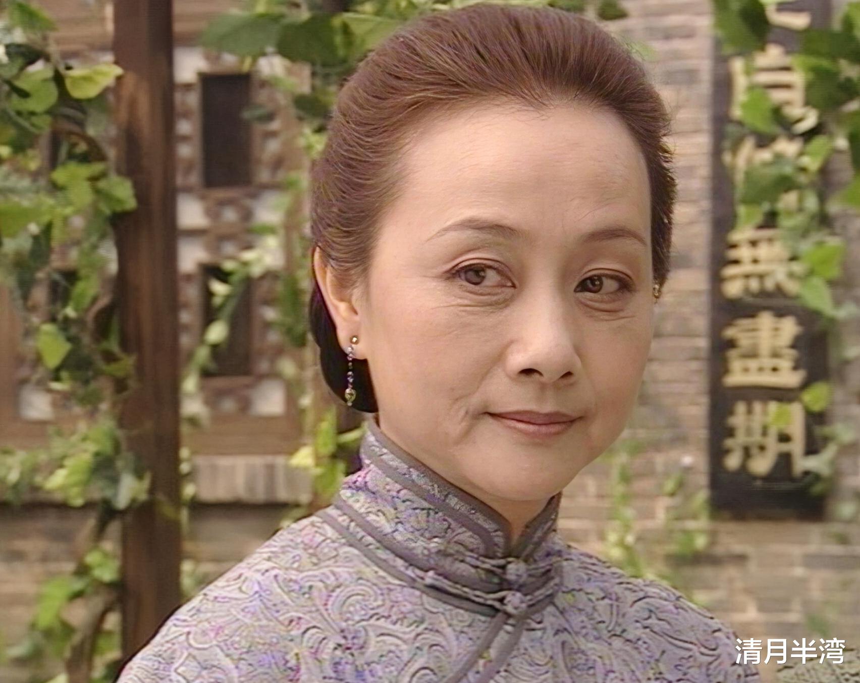 医美老去和自然老去的区别？4组同龄昔日貌美女星，如今差距惊人