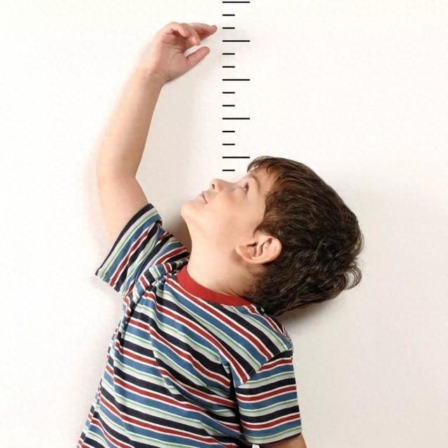 秋天孩子长高“黄金期”,多吃4种食材,含钙高,易吸收,助成长