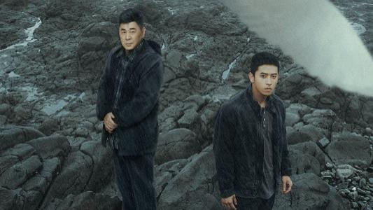 18集悬疑剧《暗潮缉凶》！陈建斌、梅婷、成泰燊联手演绎高能警匪对决