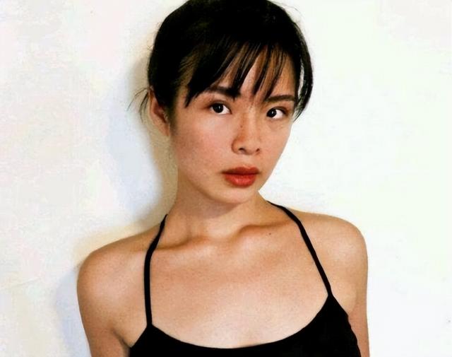 “全网公敌”许可馨,回国后叫嚣无人敢动她,如今去藤校读博