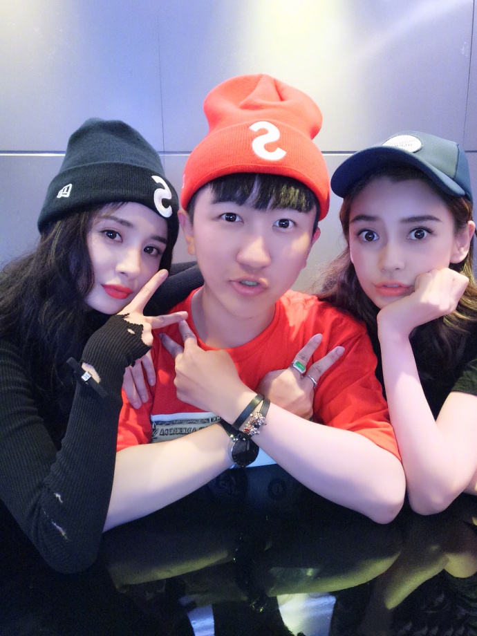 张大大风波发酵,一切业务被暂停,多人举证张大大恐遭内娱封杀