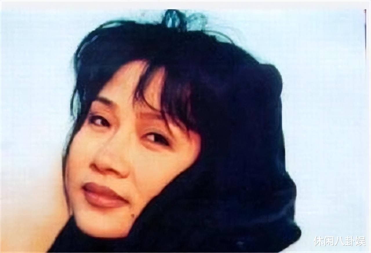 李娜出家已25年:80岁老母亲含泪陪她住寺庙, 如今她们过得怎样?