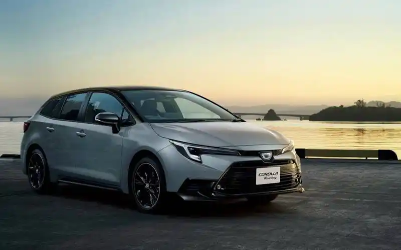 丰田不讲武德！一口气降10万，16万跌至6万，耐用王+油耗5.5L