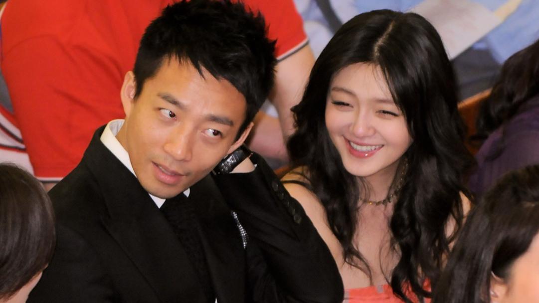 具俊晔好友称礼物是他寄的，大S早前采访被扒，撒谎又被戳穿了！