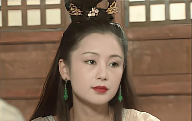 “大陆第一美人”陈红:迷倒万千粉丝,55岁的她仍像25岁