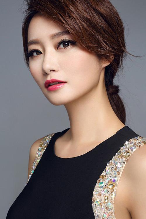 赵小侨高龄求子路:历经艰辛,终迎曙光!网友热议不断