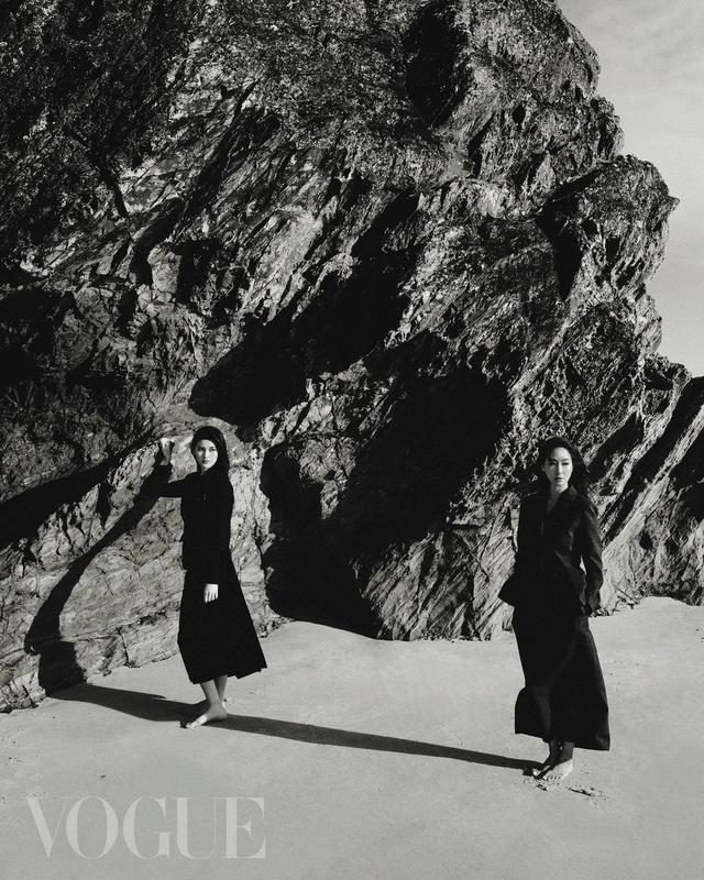 孙芸芸和女儿廖思惟登台版Vogue杂志封面，分不清哪个是妈！