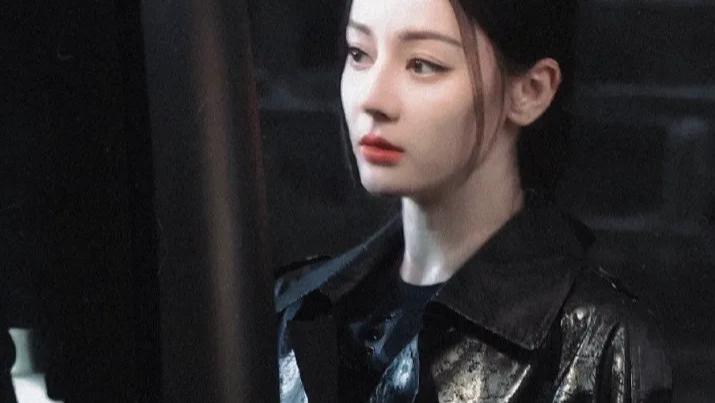 一天招商三部剧！迪丽热巴2025年杀疯了，一张屏保成央妈正剧女主