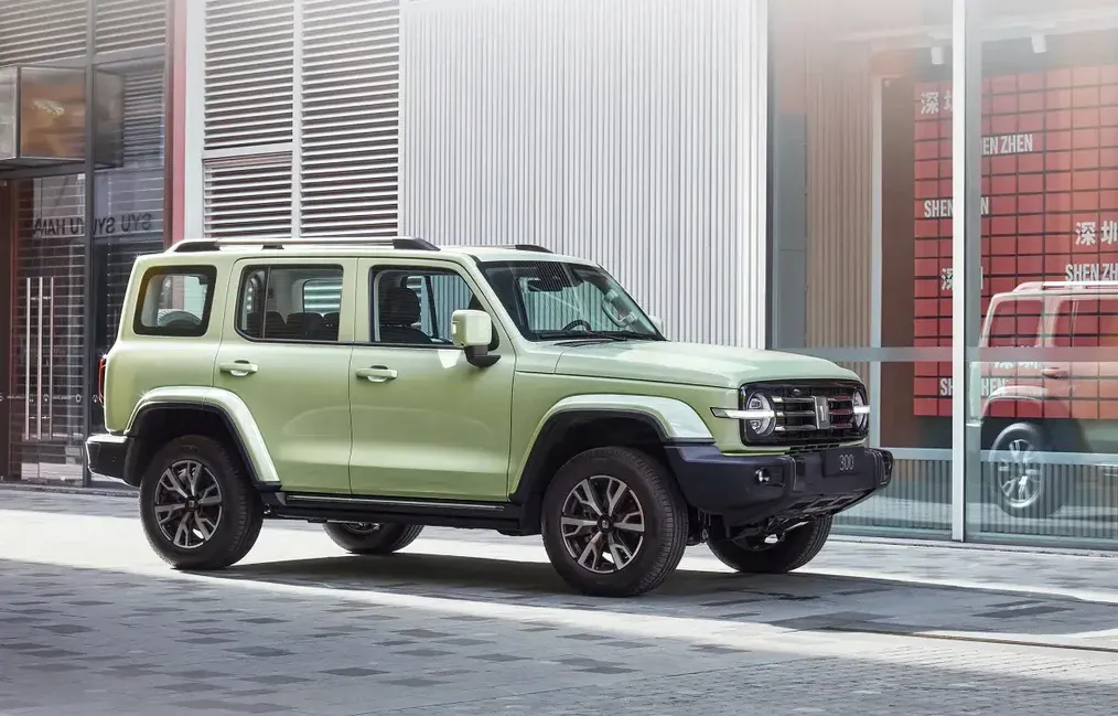 最适合自驾游的5款SUV，驾驶安全舒适省油耐用，稳定性极好
