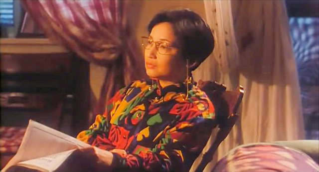 她是TVB戏骨,冯宝宝同父异母姐姐,曾怨恨爸爸偏心,信佛终和解