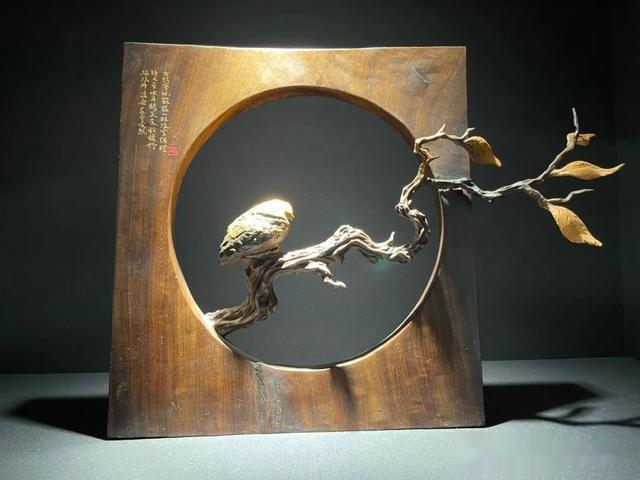 奇石是地球上最古老的古董和艺术品