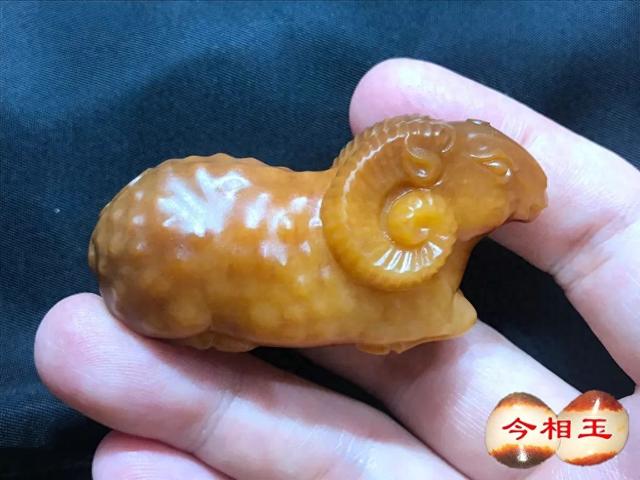 玩玉，切忌急功近利