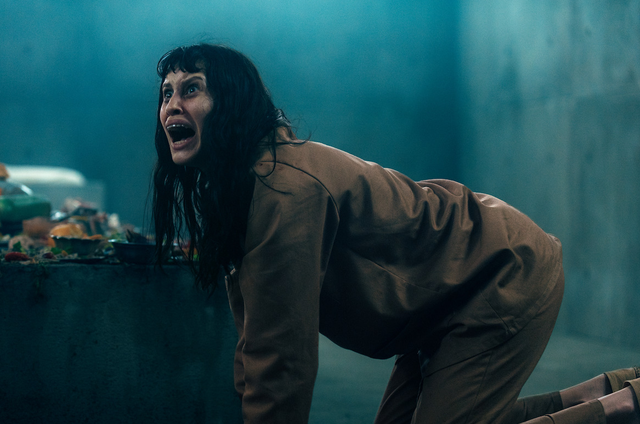 人吃人的生猛R级片,堪称“人间地狱”的真实写照