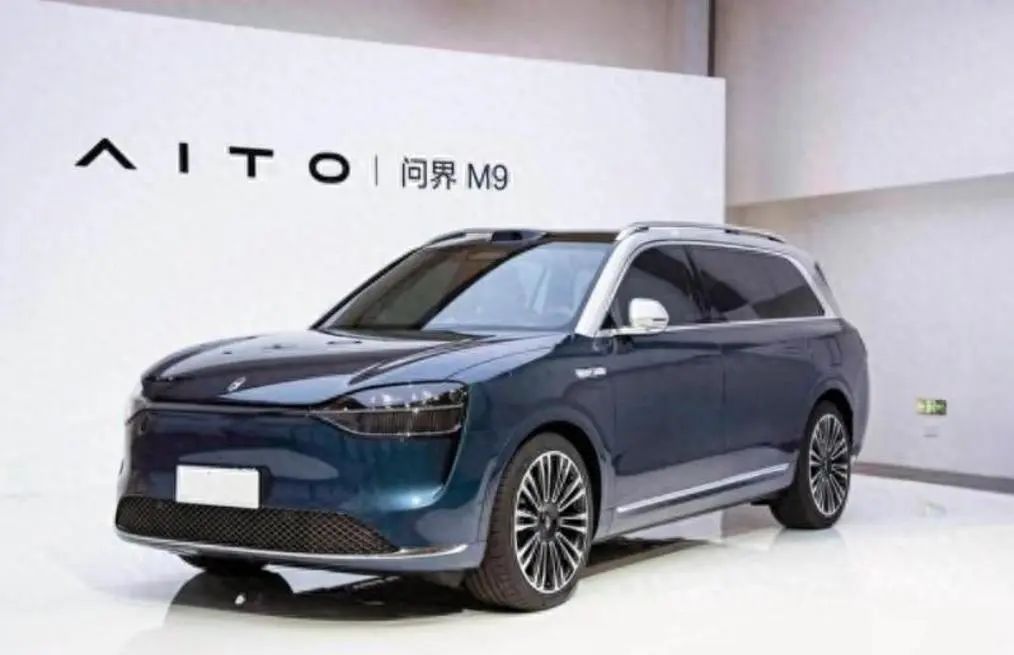 豪车市场的独苗，价格超50万还拿销冠，横扫华为理想！