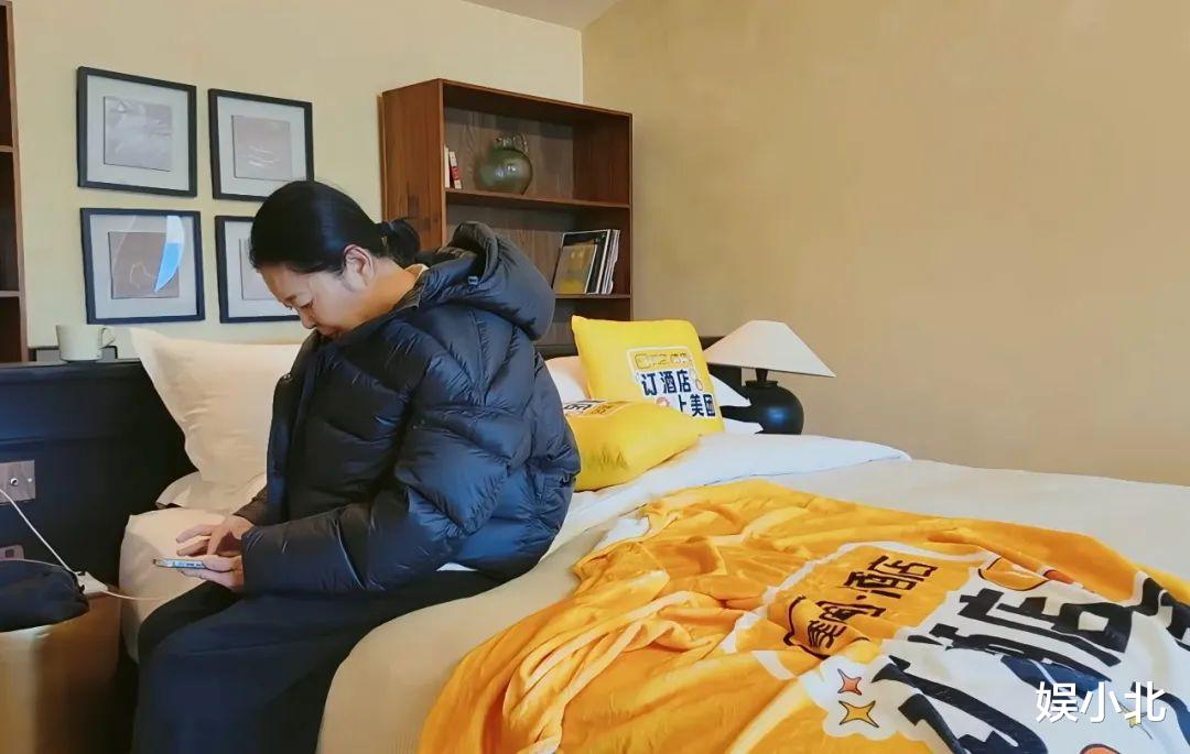 一群女人凑一起，就看出向太凭什么能撑起港娱一片天了