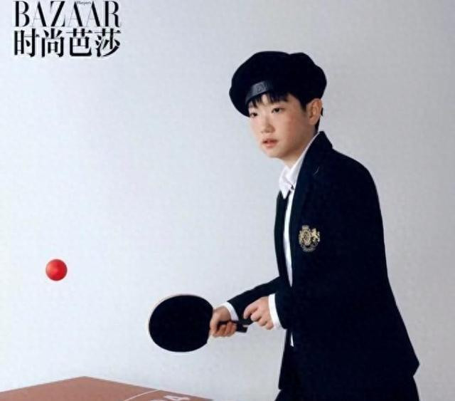 同样在进行时尚芭莎的拍摄，陈梦与孙颖莎对比后，看出了骨相天成