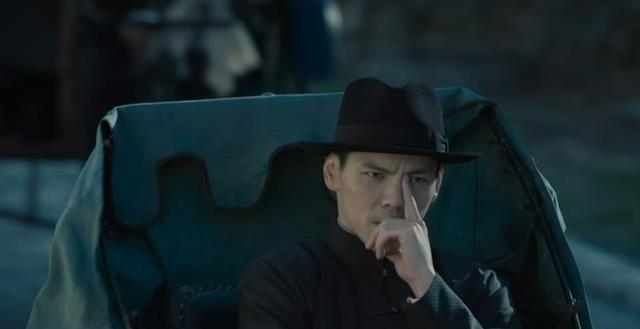 向佐掌掴李小龙模仿者,对方报警:向华强儿子无法无天?本人回应