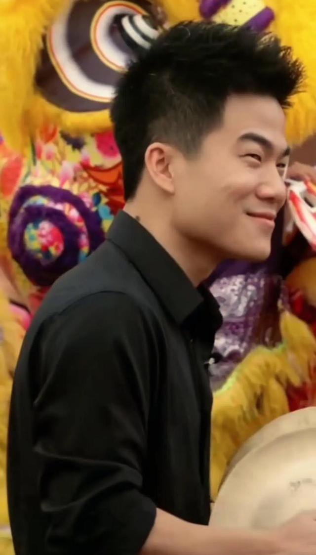 陈建斌缺席与辉同行新疆行，董宇辉离开俞敏洪的后遗症开始显现